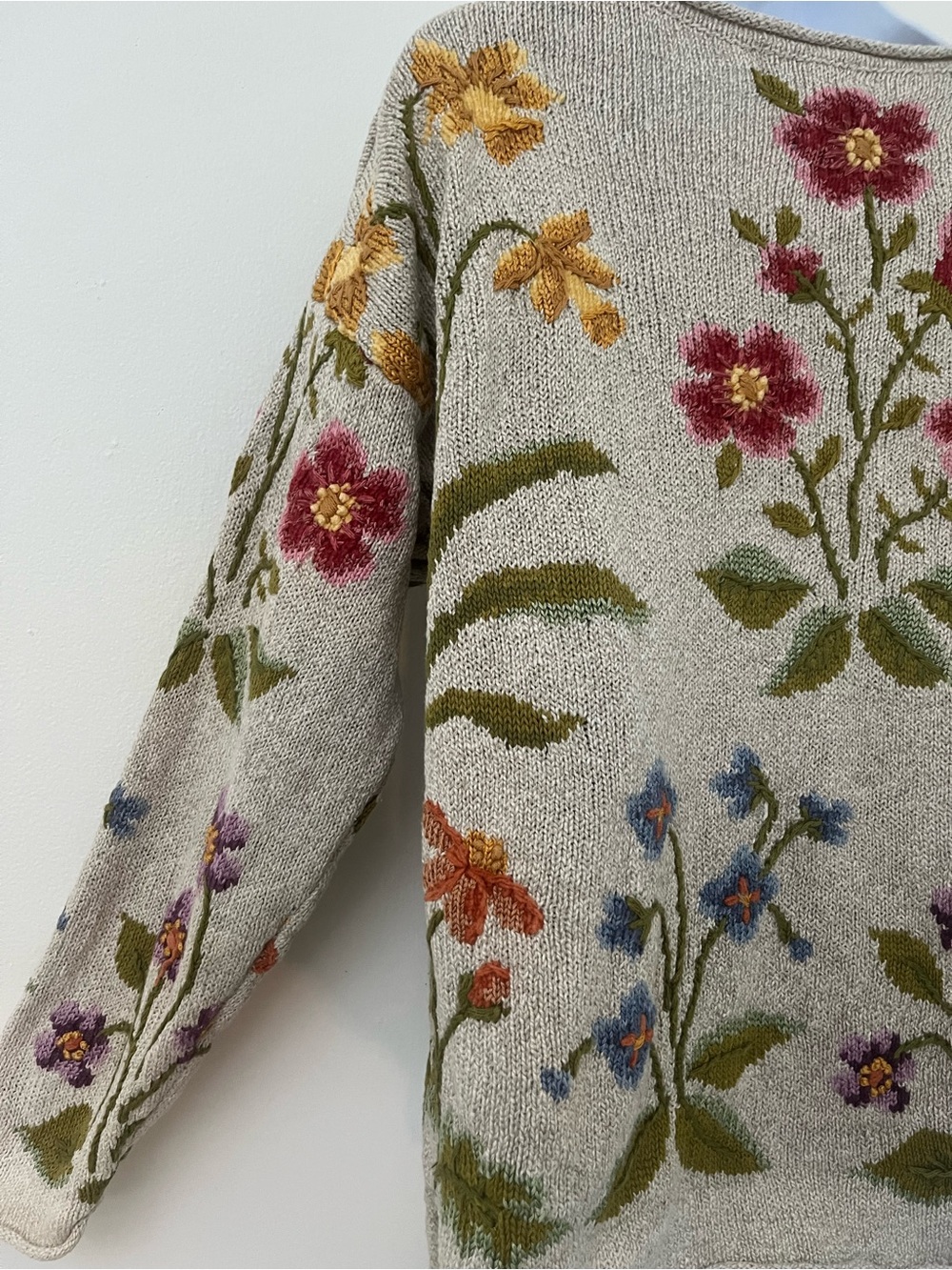 VTG Northern Isles Embroidered Floral Knit Sweater Beige Size Medium Cottagecore - Picture 10 of 14